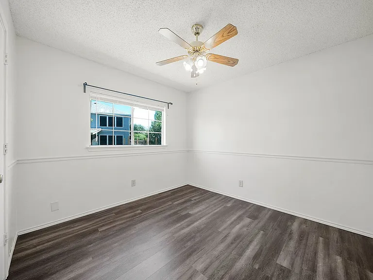 7839 Bypass Shls — Photo 18