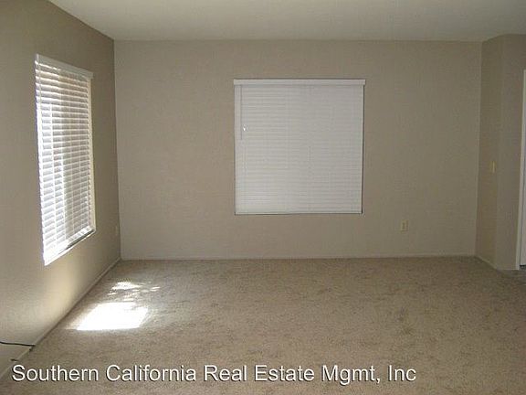 5th image of 25112 Steinbeck Ave Unit C