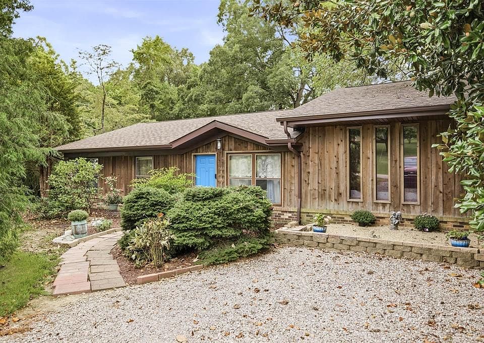 1st image of 3030 Reid Rd