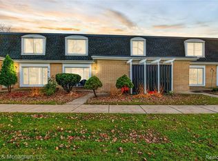 29888 City Center Dr APT 3, Warren, MI 48093