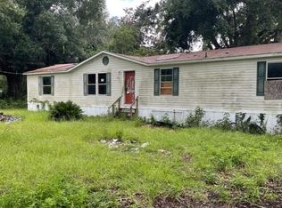 306 NE 4th St, Chiefland, FL 32626