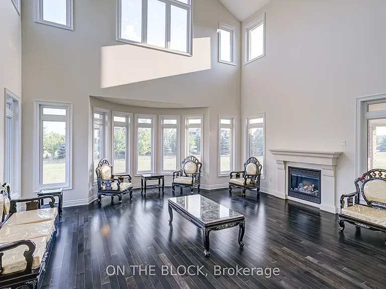 24 Whitewood Dr — Photo 41