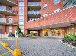 10 Dean Park Rd #416, Toronto, ON M1B3G8