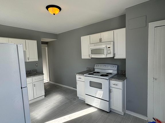 4th image of 413 N Elizabeth St