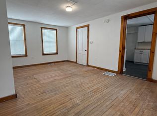 27 Meadow St #1, Rutland, VT 05701