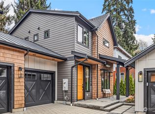 1126 5th St W #B, Kirkland, WA 98033