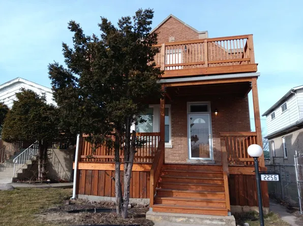 2256 E 92nd Pl, Chicago, IL 60617