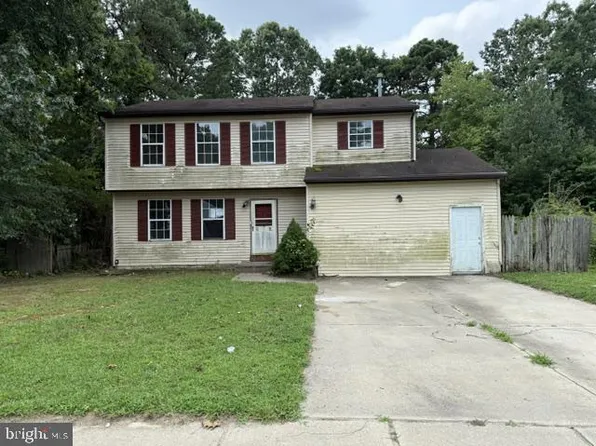 37 Ashland Ave, Sicklerville, NJ 08081