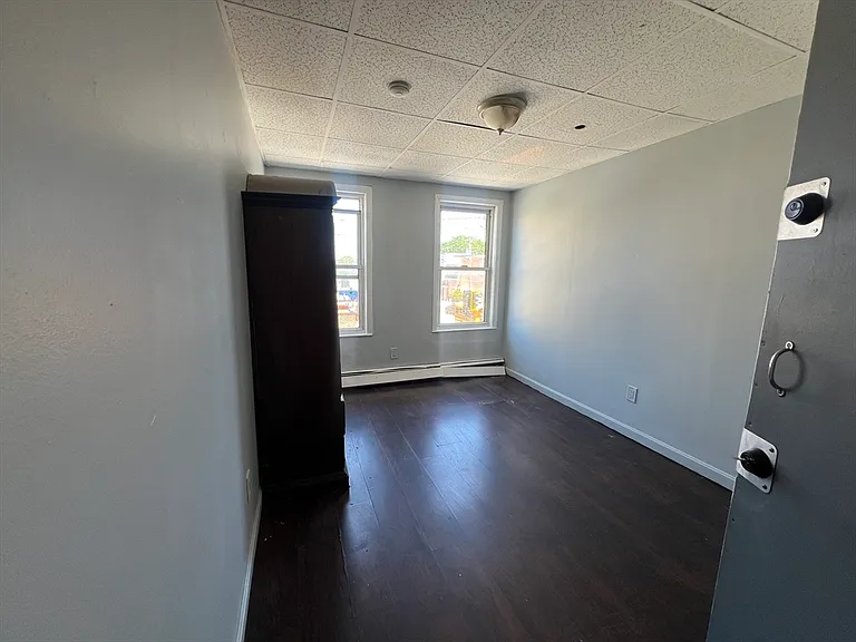 890 Broadway #6 — Photo 3