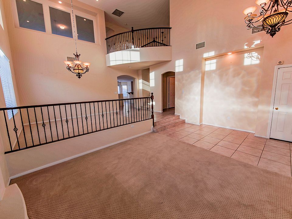 1st image of 322 Parisian Springs Ct