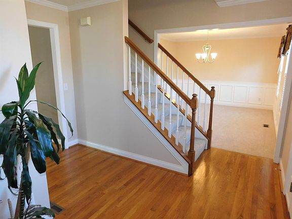 4th image of 5479 Bentwood Dr