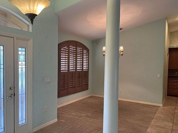 2nd image of 10432 Lafoy Rd