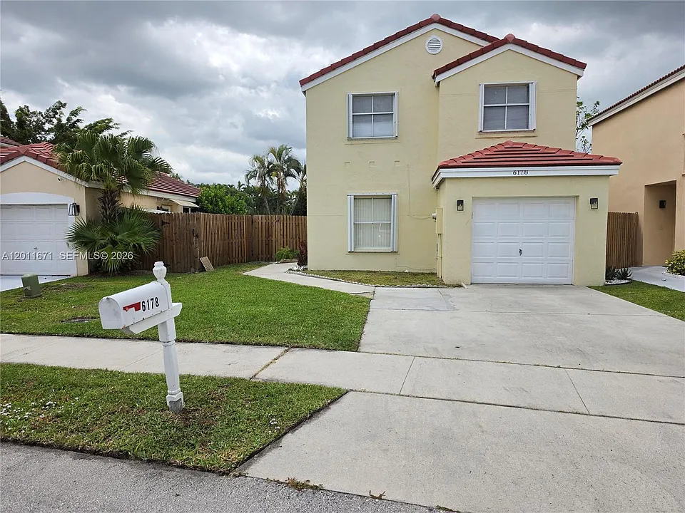 6178 Buena Vista Dr