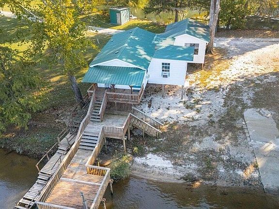 2nd image of 1065 Stoney Bluff Landing Road