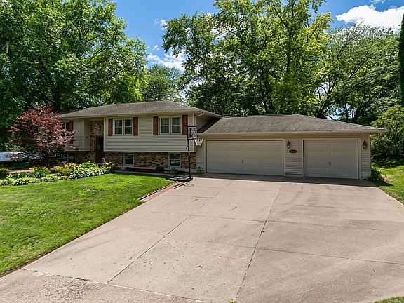 2nd image of 6319 Dodds Dr