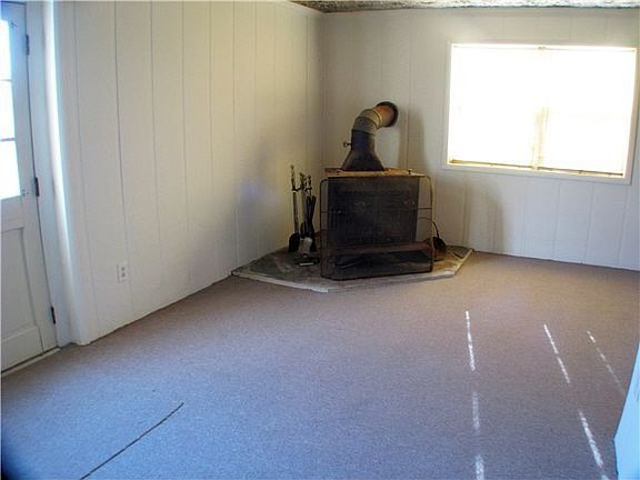 Wood burning stove