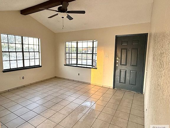 4th image of 22194 Young Rd