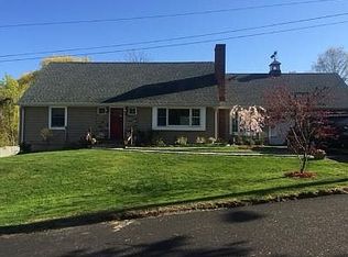 35 Chelsea Rd, New Rochelle, NY 10805