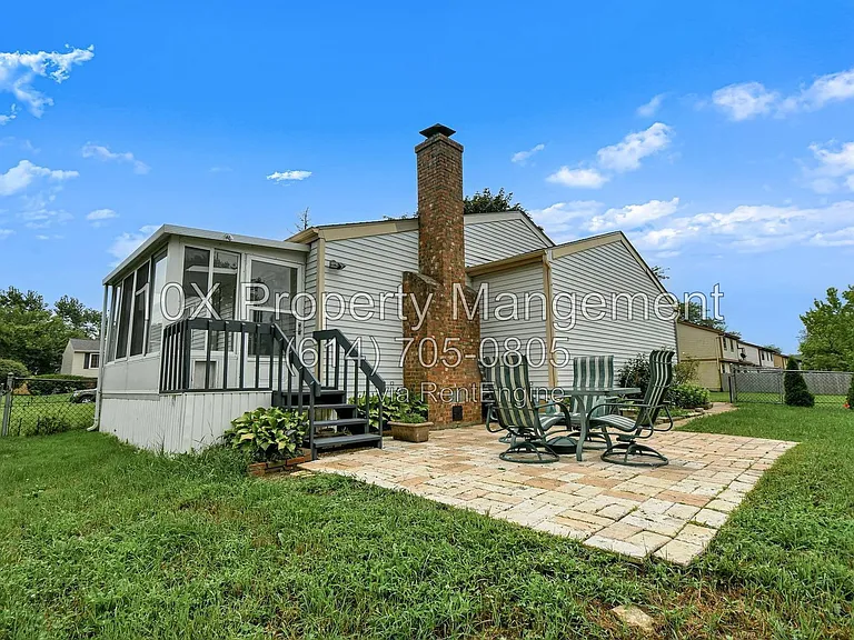 6484 Lanercost Rd — Photo 4