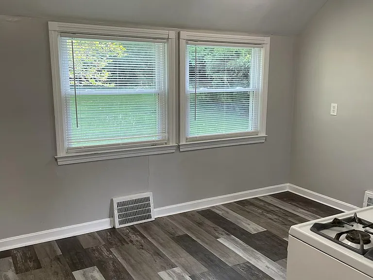 6458 Wilson Mills Rd — Photo 15
