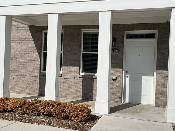 3rd image of 14304 Wexford Dr
