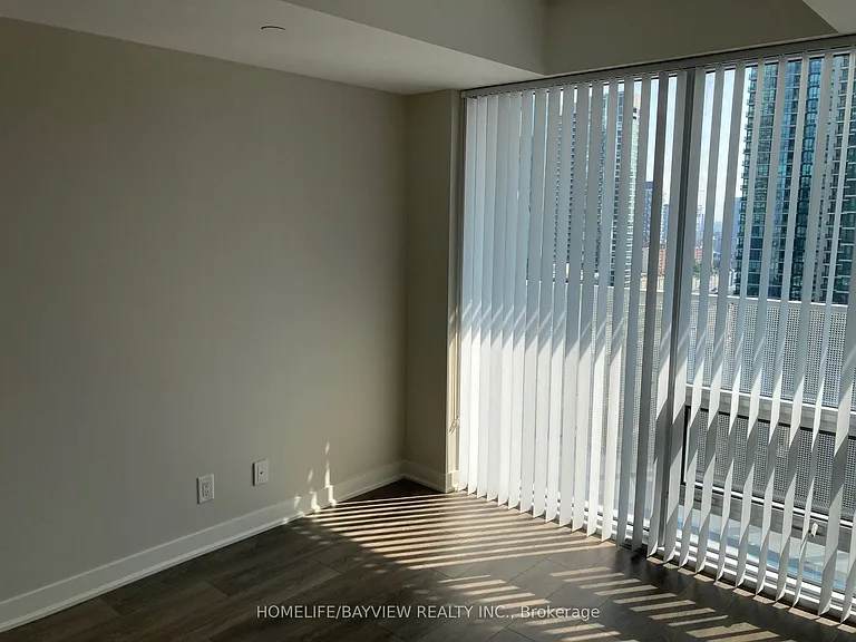 88 Harbour St #2006 — Photo 8