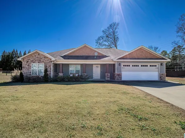 42 Casey Ct, Anniston, AL 36207