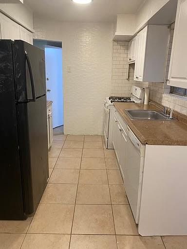 1st image of 149 24th St #2