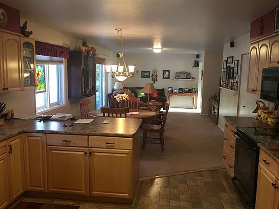 3rd image of 2130 Hilling Ave