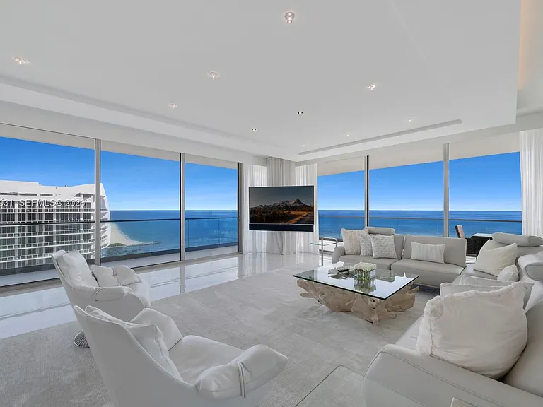 10203 Collins Ave #2501 — Photo 7