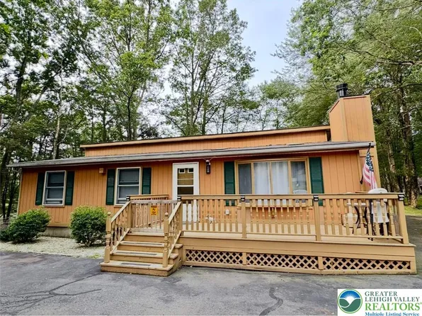 149 Motega Dr, Albrightsville, PA 18210
