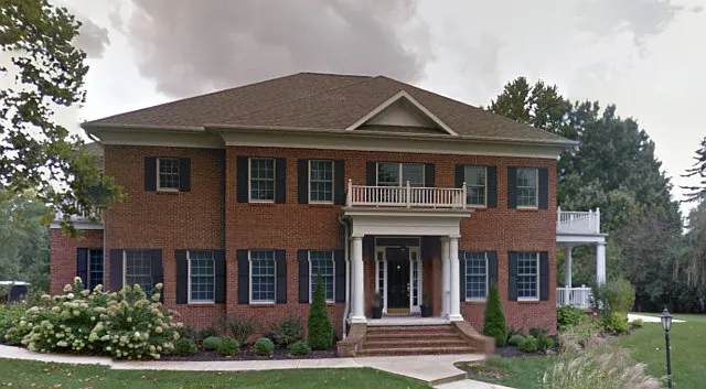 68 Greencroft Dr photo 1