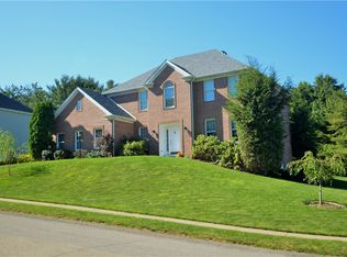 1300 Sara Ct, Coraopolis, PA