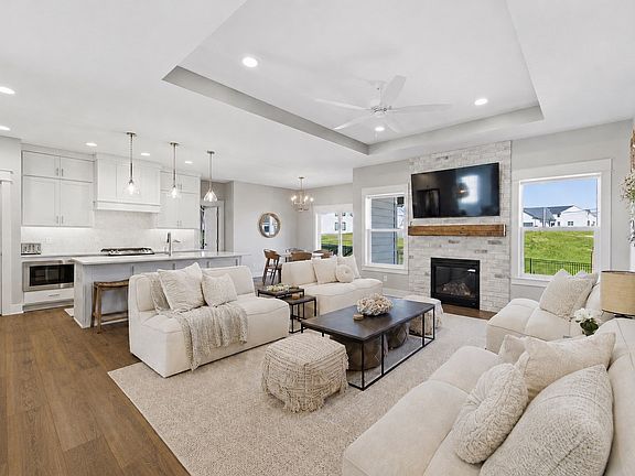 3rd image of 17763 Valley View Dr