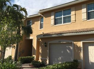 5975 Monterra Club Dr, Lake Worth, FL 33463