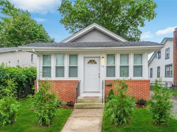 76 Van Cott Avenue, Hempstead, NY 11550
