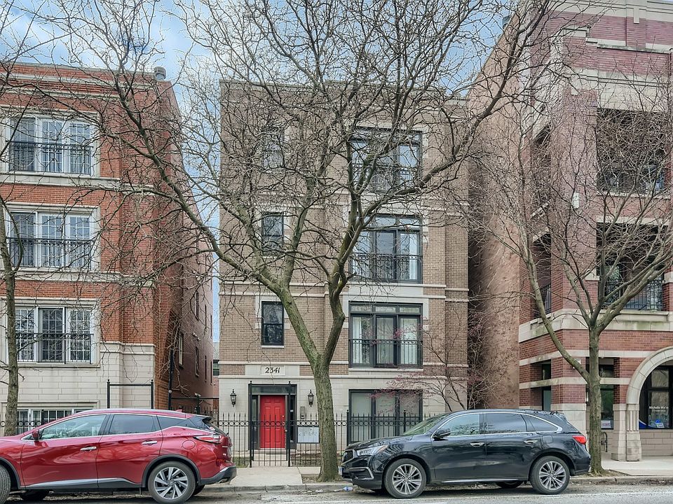 1st image of 2341 W Montrose Ave APT 3