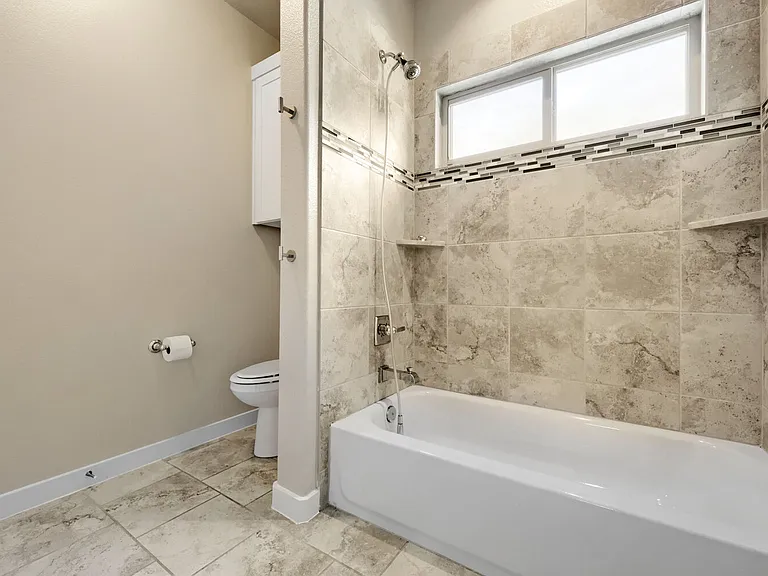 1806 Tucker St — Photo 23