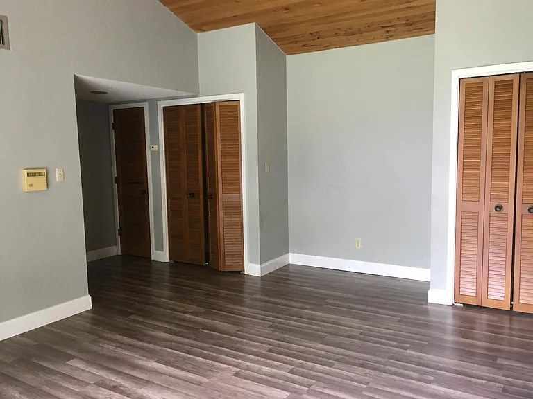 667 Olde Camelot Cir #667 — Photo 27