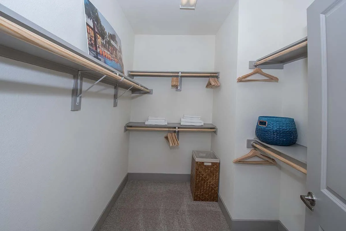 Ocotillo Apartments — Photo 2