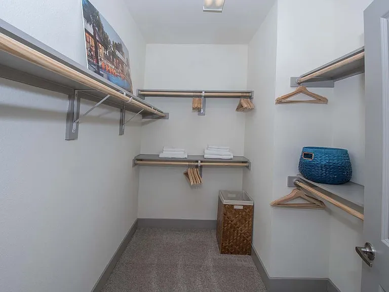 Ocotillo Apartments — Photo 2