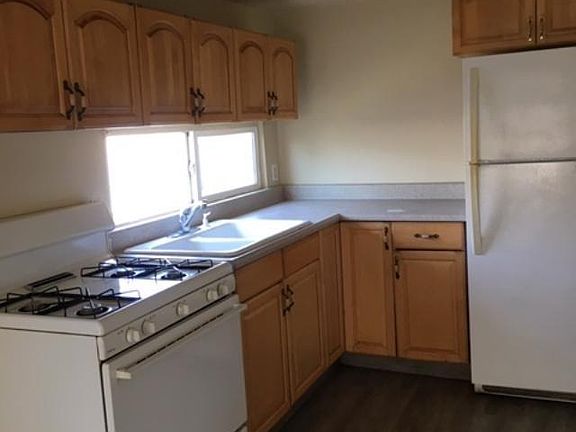 3rd image of 425 20th Century Blvd Spc A2