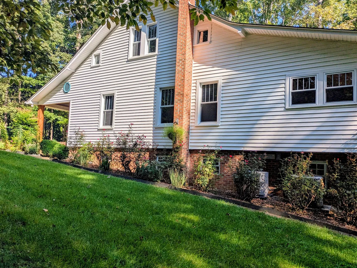 1540 Yadkinville Road — Photo 4