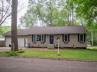 8140 Oakside St, Portage, MI 49002