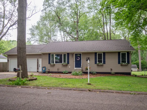 8140 Oakside St, Portage, MI 49002