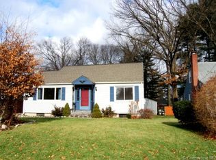 11 Betsy Rd, Plainville, CT 06062