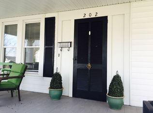 202 Martin Luther King Jr Ave, Kannapolis, NC 28083
