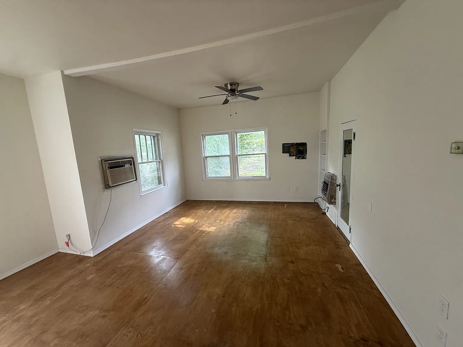 817 East 15th Street - 1 — Photo 4