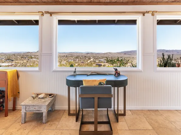 58685 Los Coyotes Dr, Yucca Valley, CA 92284