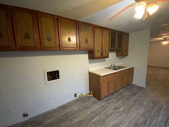 4th image of 900 Shasta Dr